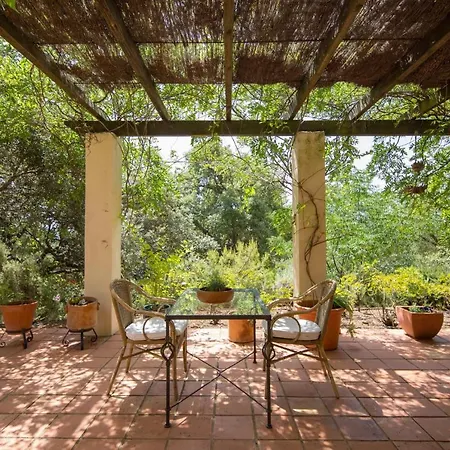 Guest house La Fronda 2*