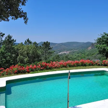 Guest house La Fronda Alajar